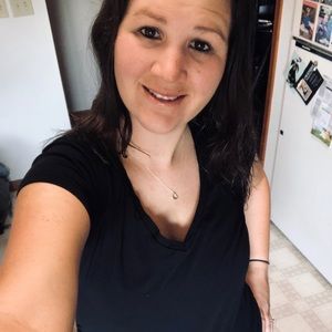 Meet your Posher, Colbi